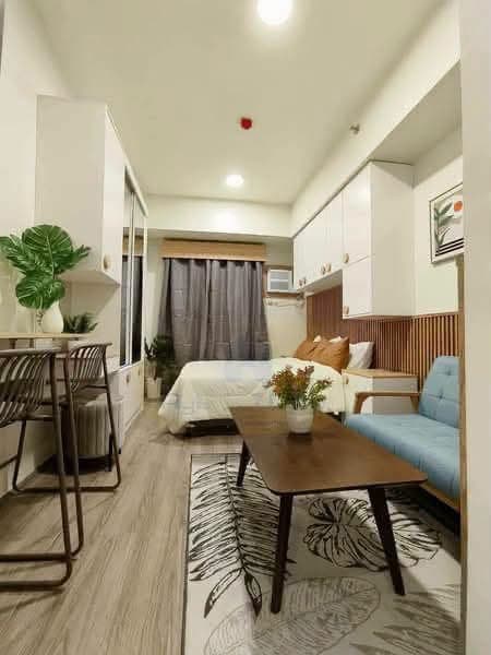 CEBU CONDO STUDIO FOR RENT NEAR IT PARK – The Median, La Guardia, Cebu City - photo 1