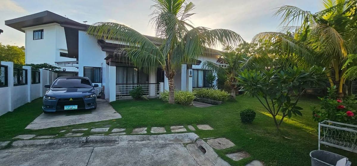 🏡✨ FOR RENT | SPACIOUS BUNGALOW HOUSE IN LAPU-LAPU CITY ✨🏡 - photo 1