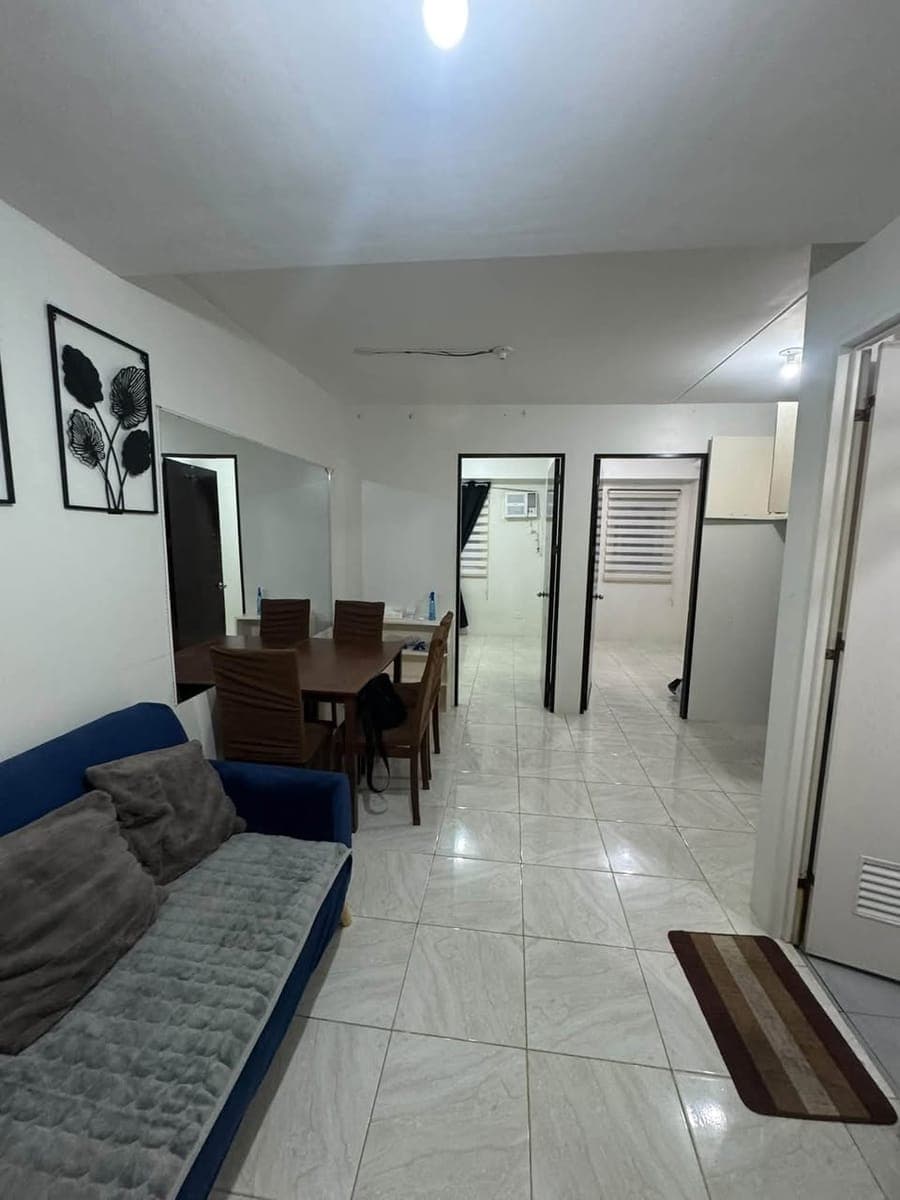 Semi-furnished 2BR condo near IT Park for β±18k - photo 1