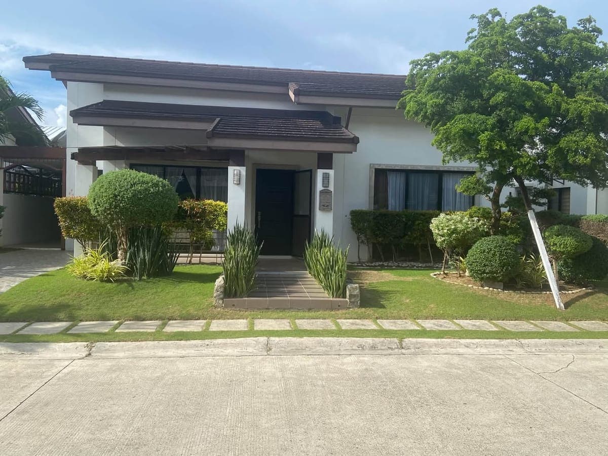 π‘β¨ FOR RENT | SPACIOUS BUNGALOW HOUSE IN LAPU-LAPU CITY β¨π‘ - photo 1