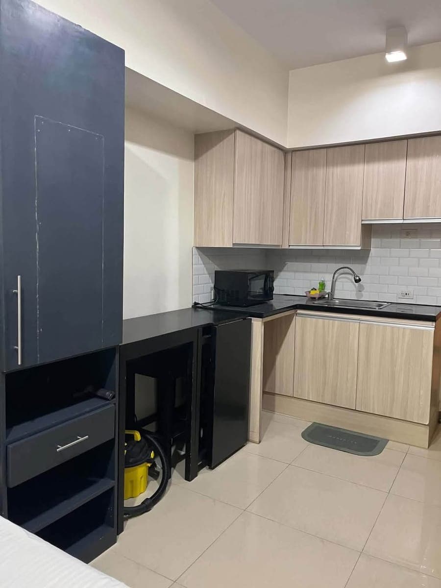 16k Condo for Rent- Near Ayala, SM City, Landers, IT PARK ( Free use ๐๐ปโโ๏ธ pool & gym)โผ๏ธ - photo 1