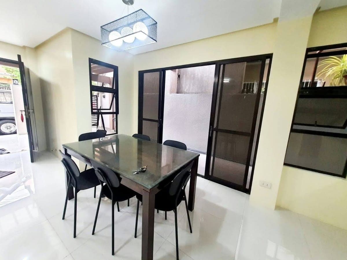 FOR RENT : House and Lot in Metropolis Subdivision.. - photo 1