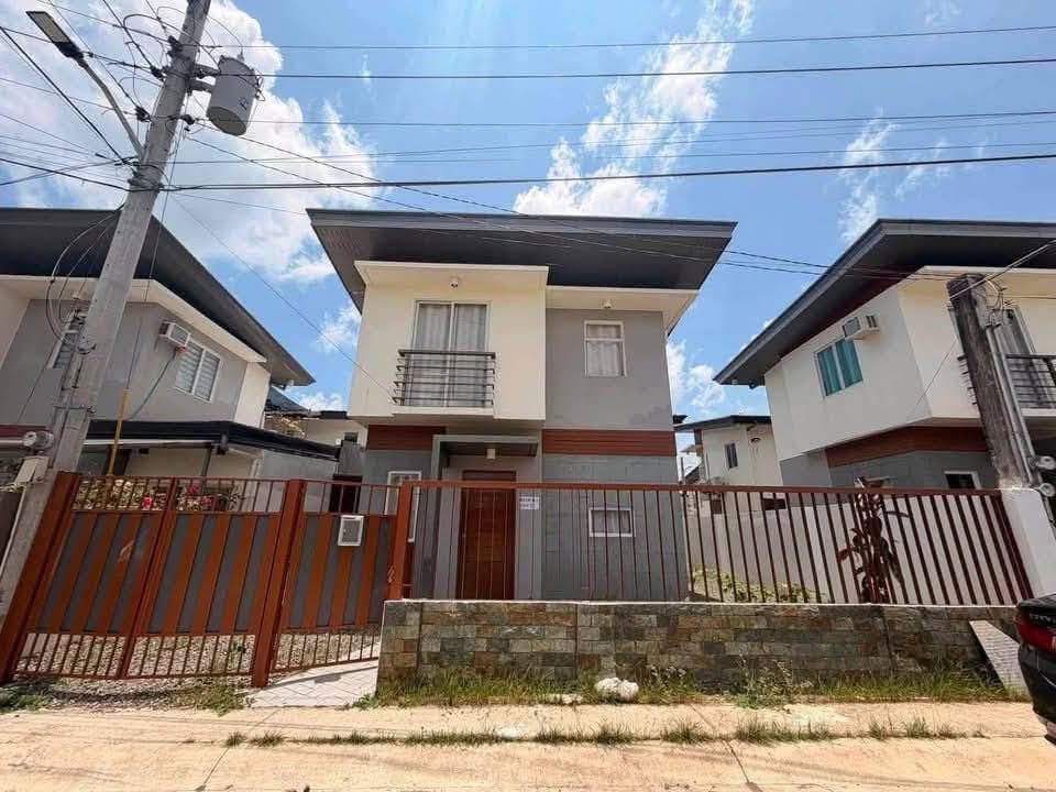 HOUSE FOR RENTโ
- photo 1