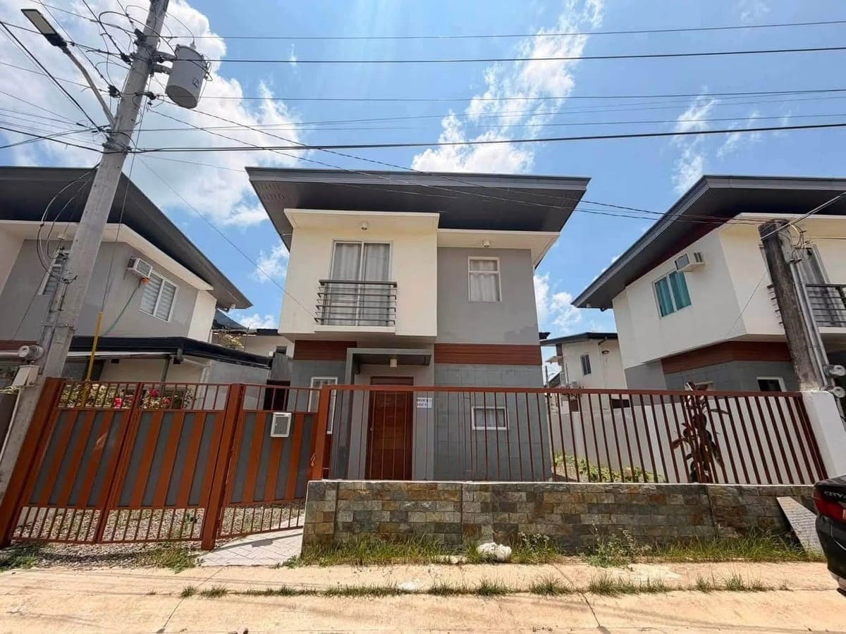 HOUSE FOR RENT - photo 1