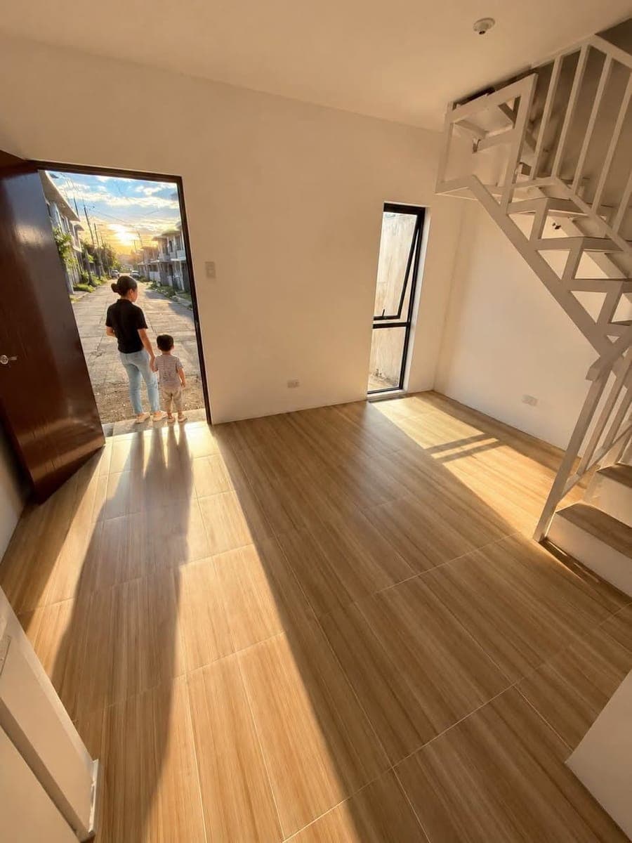 HOUSE FOR RENT - photo 1