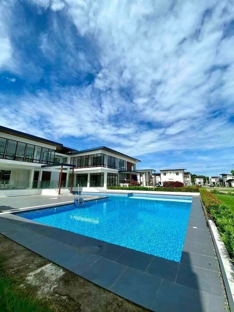 HOUSE FOR RENT - photo 1