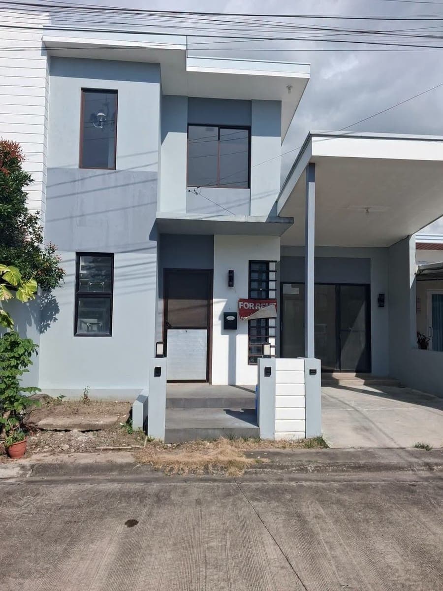 HOUSE FOR RENT - photo 1