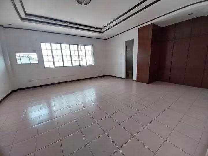 🏠 2-STOREY HOUSE FOR RENT NEAR MEGAWORLD - photo 1