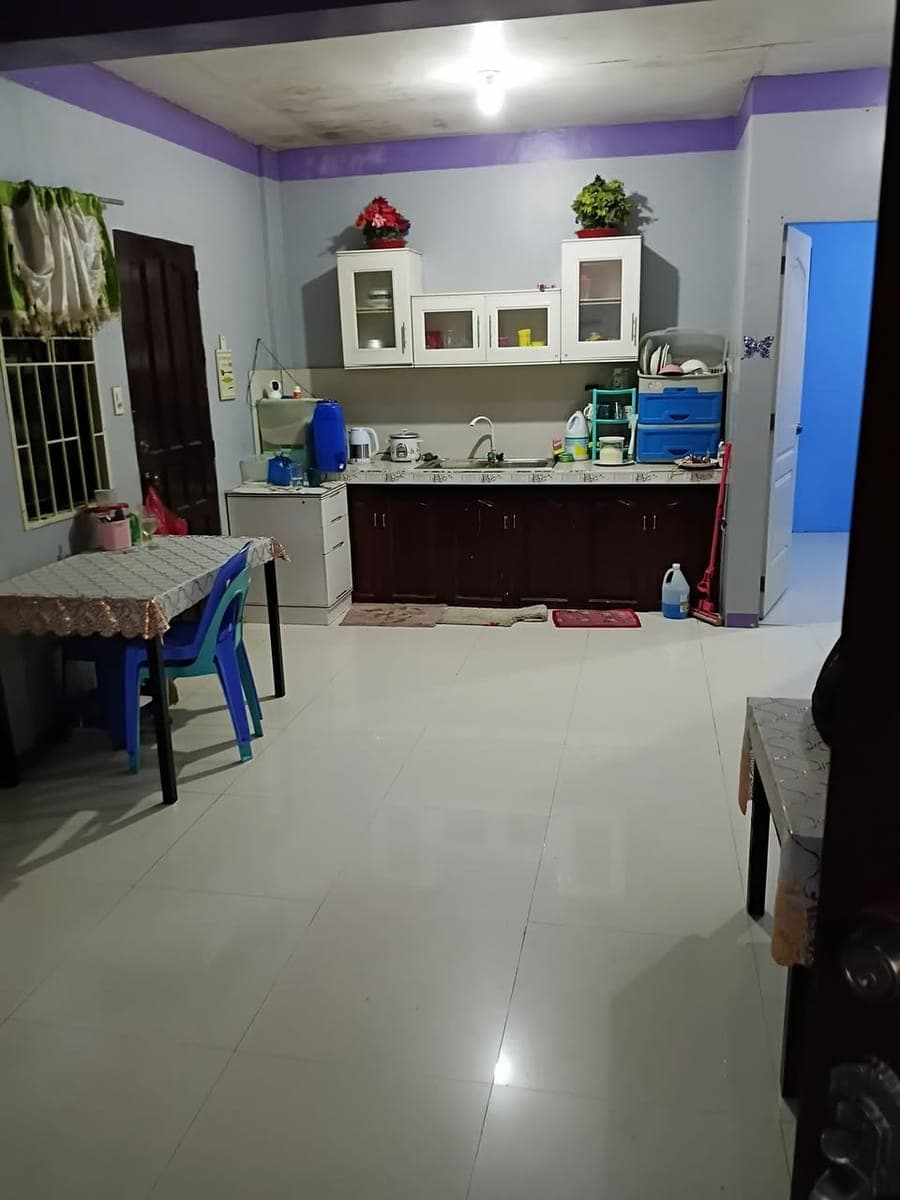 Room for rent sanlorenzo homes subdivision my foan no bed include water suga fan 4k month advance only - photo 1