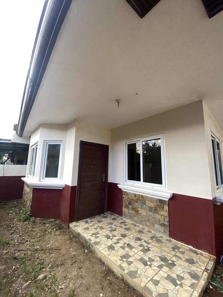 🏡 HOUSE FOR RENT – Country Homes 3, Brgy. Estefania, Bacolod City - photo 1