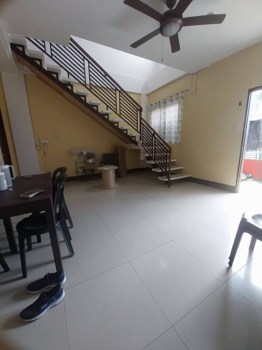 2 STOREY HOUSE FOR RENT - photo 1