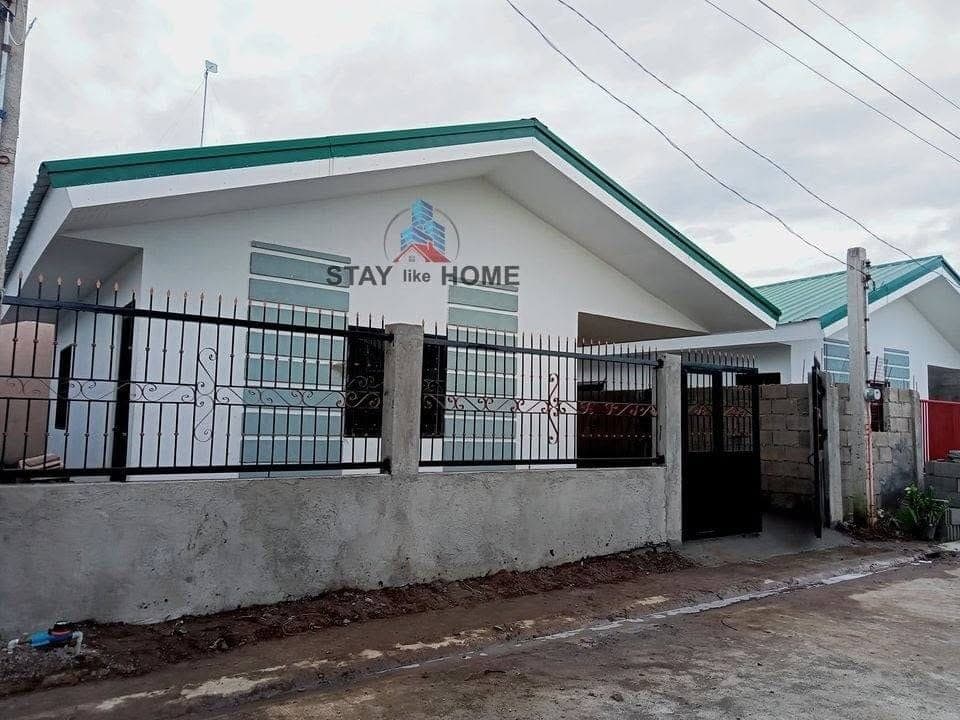 ๐ก HOUSE FOR RENT โ EAST VILLAS SUBD., FORTUNETOWNE! ๐ก - photo 1