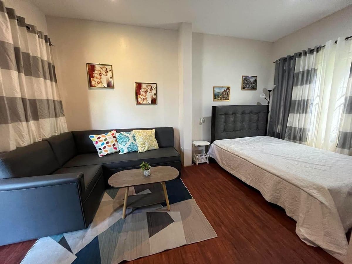 FOR RENT: - photo 1