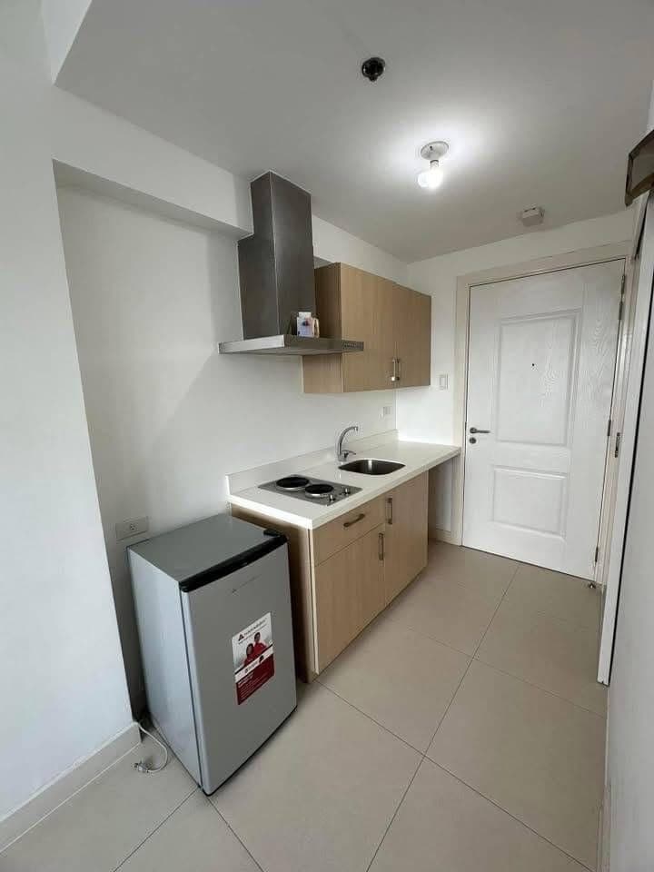 📍 CONDO UNIT FOR LEASE - photo 1