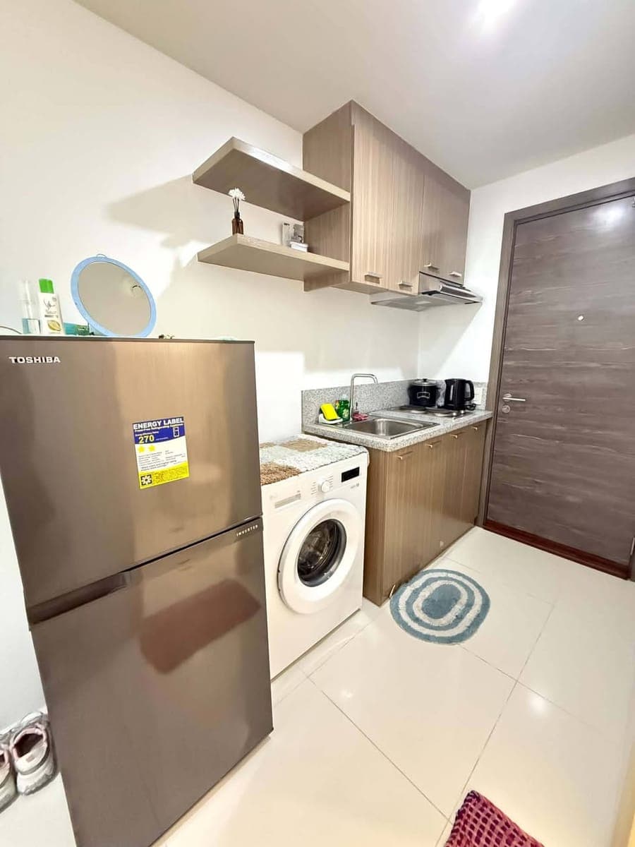 π Torre sur condo CXXM+CPG, AlabangβZapote Rd, Las PiΓ±as, Metro Manila - photo 1