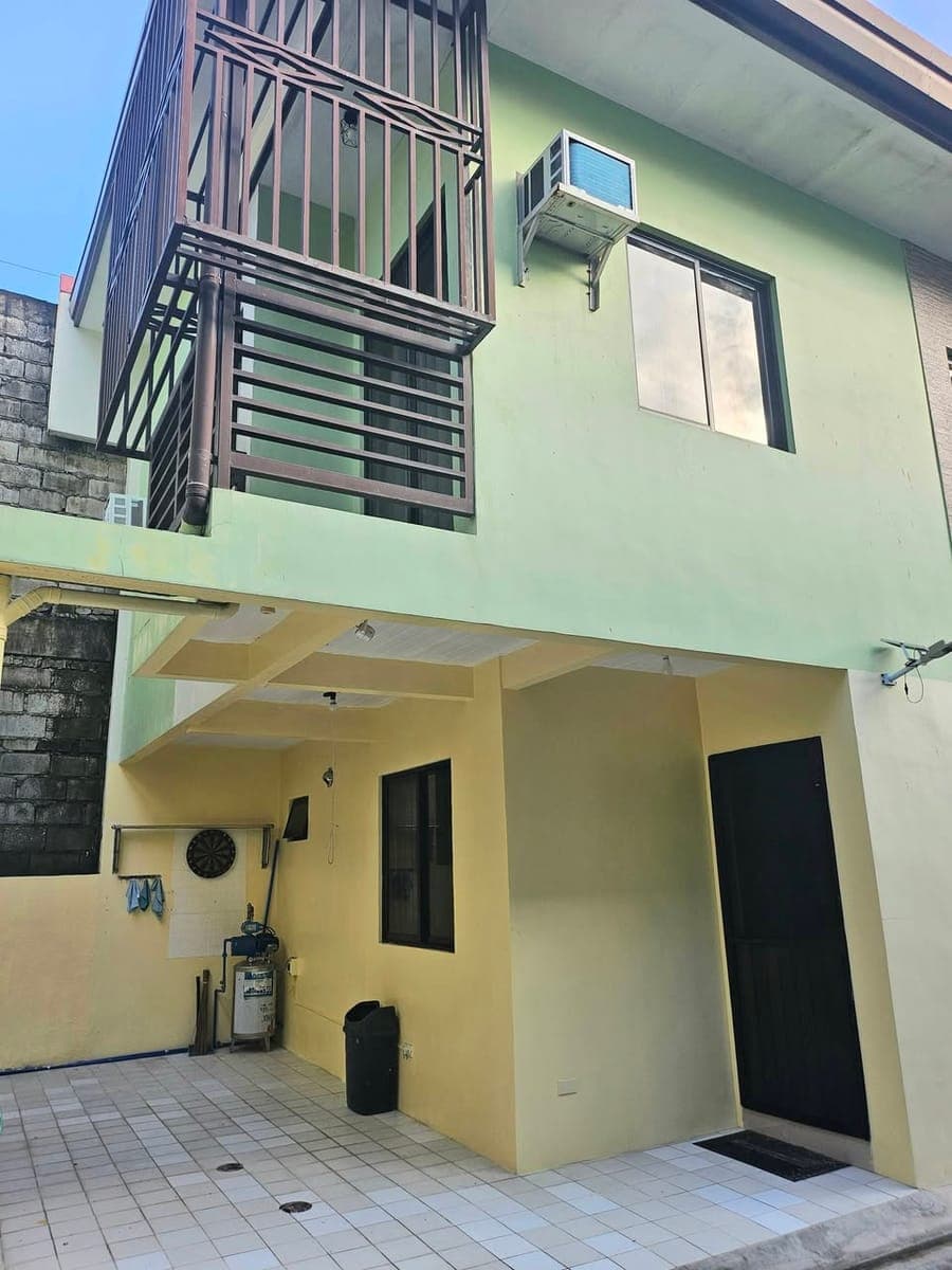 2 Storey House for Rent - photo 1