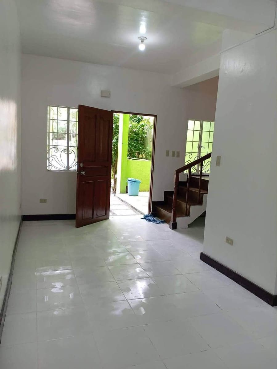 Townhouse for Rent in BF Homes Parañaque - photo 1