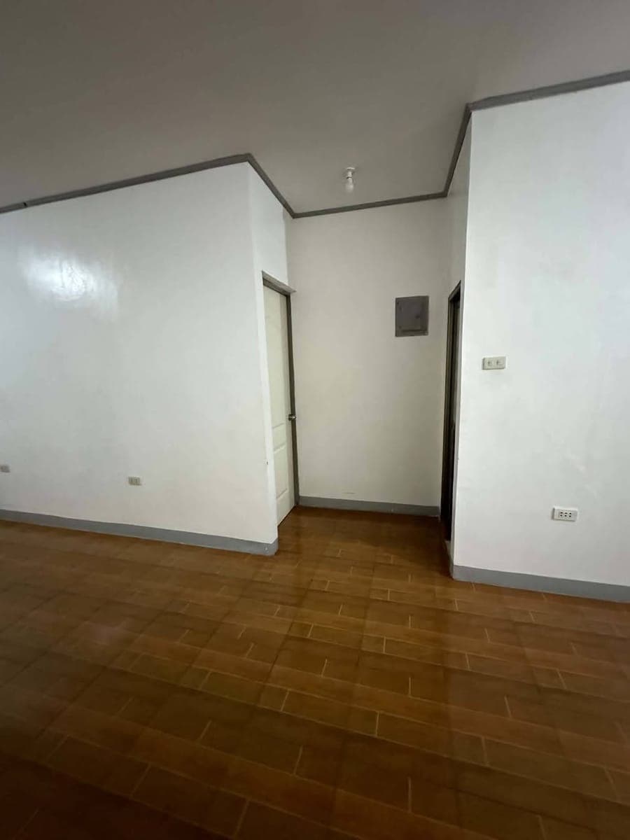 House for Rent - photo 1