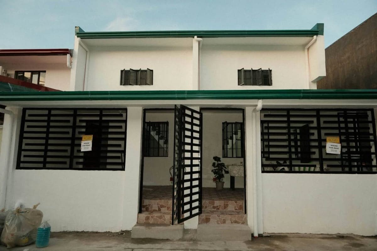 HOUSE FOR RENT - photo 1