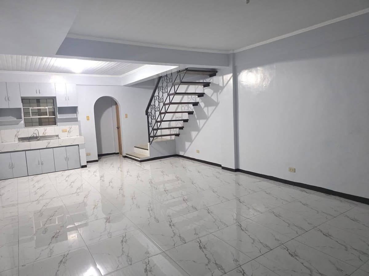 TOWNHOUSE for RENT - photo 1