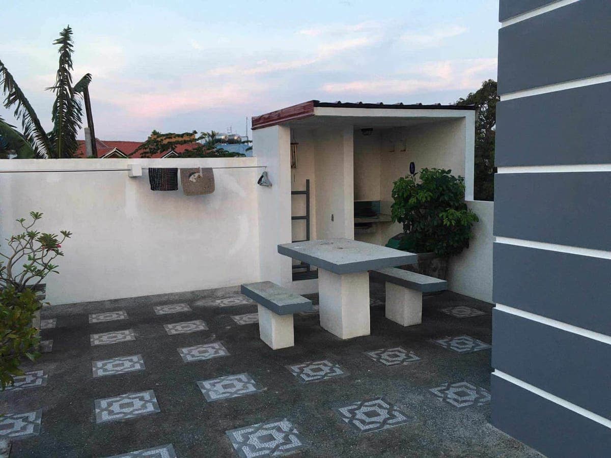 One (1) studio unit for rent on Mayapis Street in Pilar Village, Las Pinas City - photo 1