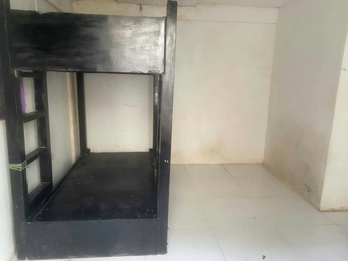 For rent po 6500 monthly 1 month advance 2 months deposit malapit lang po sa naga road orchard homes... - photo 1