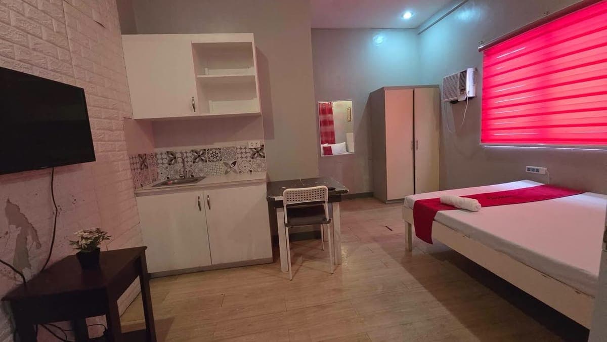 Apartment Type for Rent - photo 1