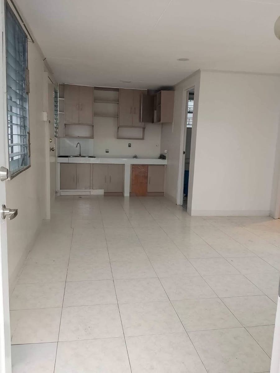 BUNGALOW-TYPE APARTMENT FOR RENT - photo 1