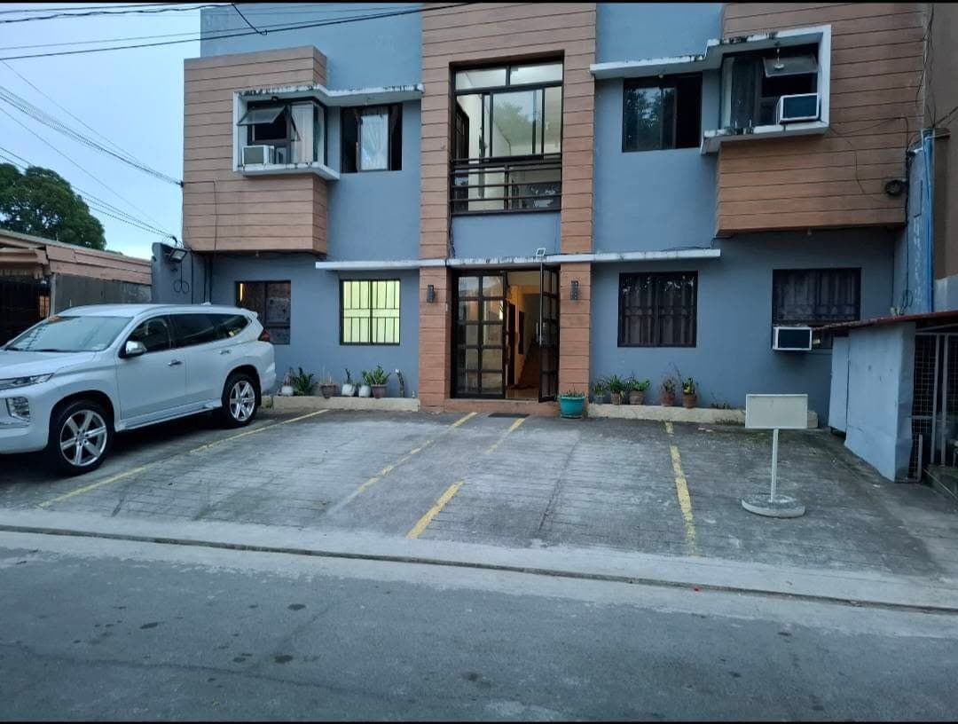 Apartment Unit for Rent - photo 1