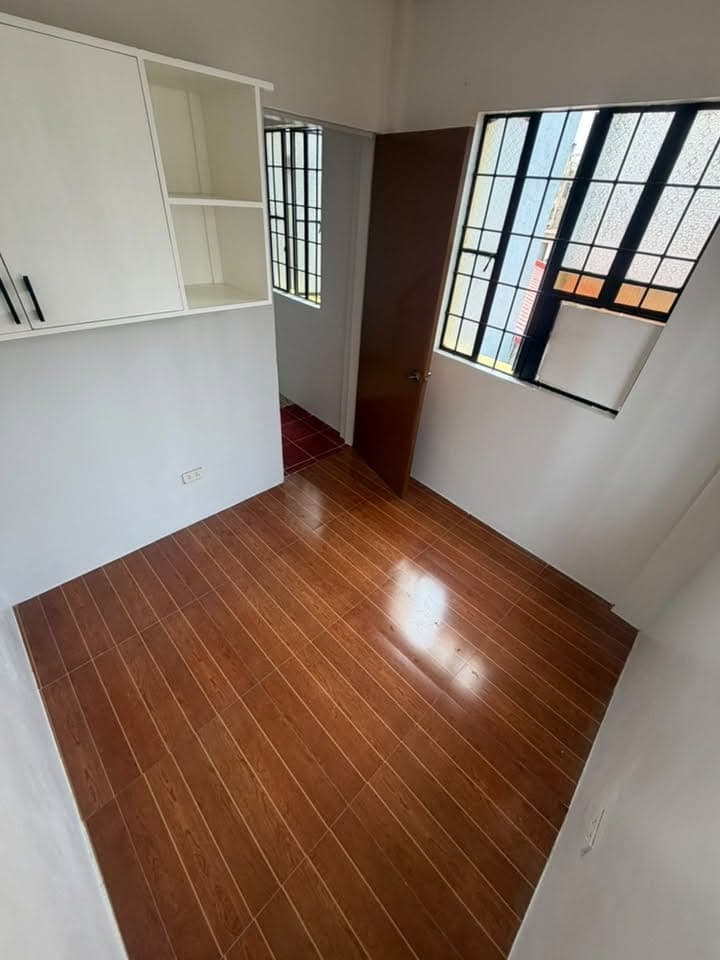 🏢 Live close to Southmall. Semi-furnished 1 bedroom apartment unit for Rent! Good for 4 occupants. - photo 1