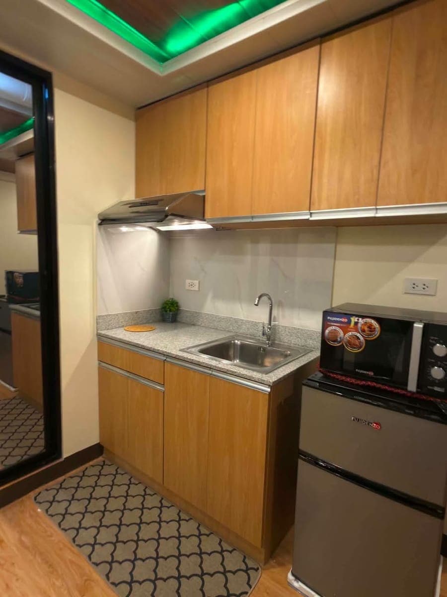 CONDOMINIUM FOR RENT♥️🔶♥️ Metrotowne Condominium in Las Piñas City - photo 1