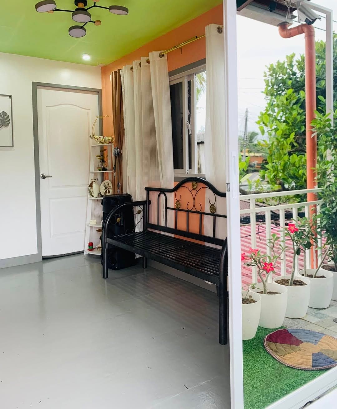 β±3,500 per room. - photo 1