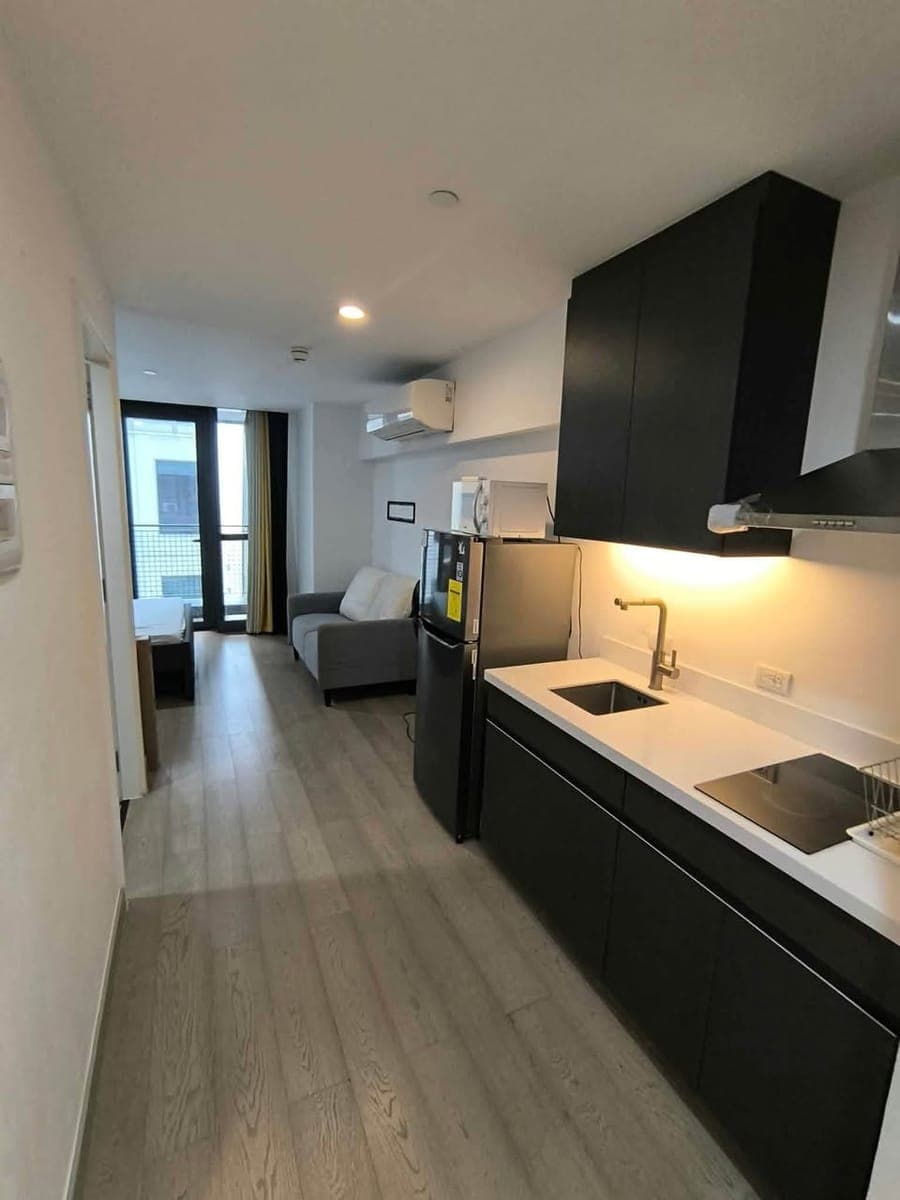 FULLY FURNISHED STUDIO FOR RENT - photo 1