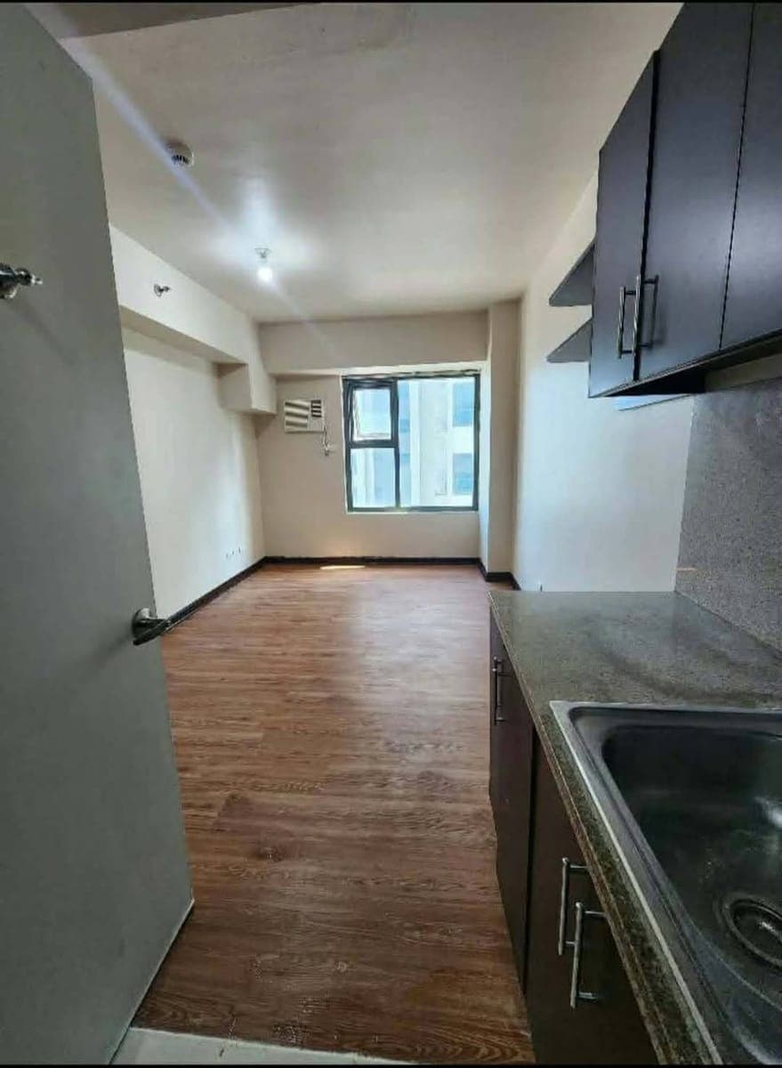 π‘ FOR RENT | BELTON PLACE, MAKATI - photo 1