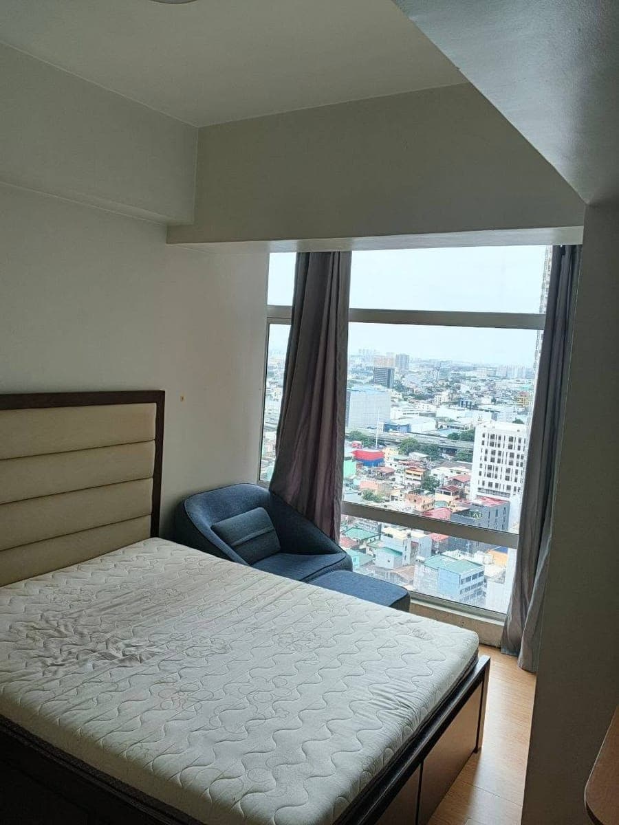 🏠 Makati | Don Chino Roces Avenue, Makati City, Metro Manila - photo 1