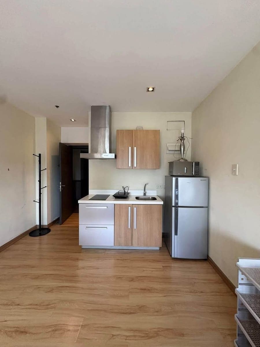 ๐ Knightsbridge Residences - photo 1