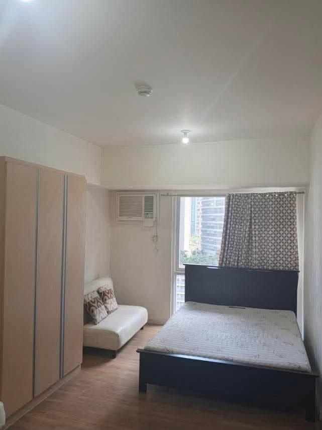 π Makati | Condo for Rent - photo 1