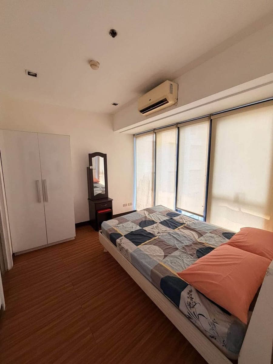 π Knightsbridge Residences - photo 1