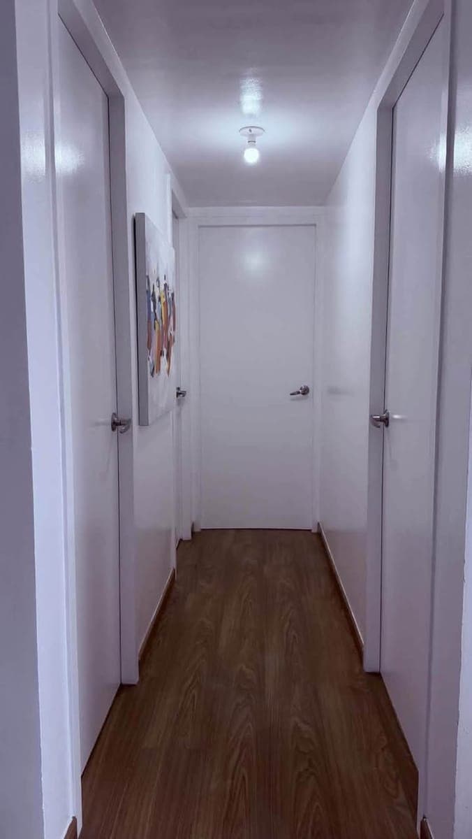 Newly painted 🛌 2BR with balcony and 2 baths with Laundry room for rent in 🏢 The Rise Makati, Malugay and Yakal St. - photo 1
