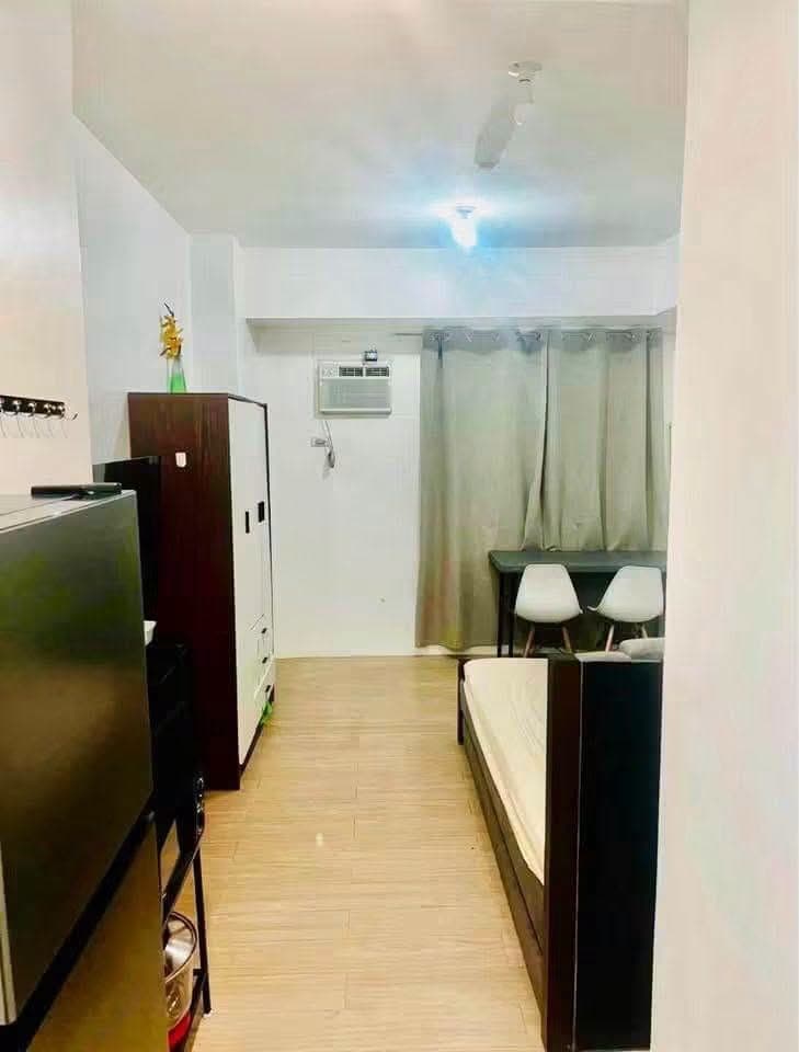 RUSH CONDO FOR RENT β SMDC MPlace South Triangle - photo 1