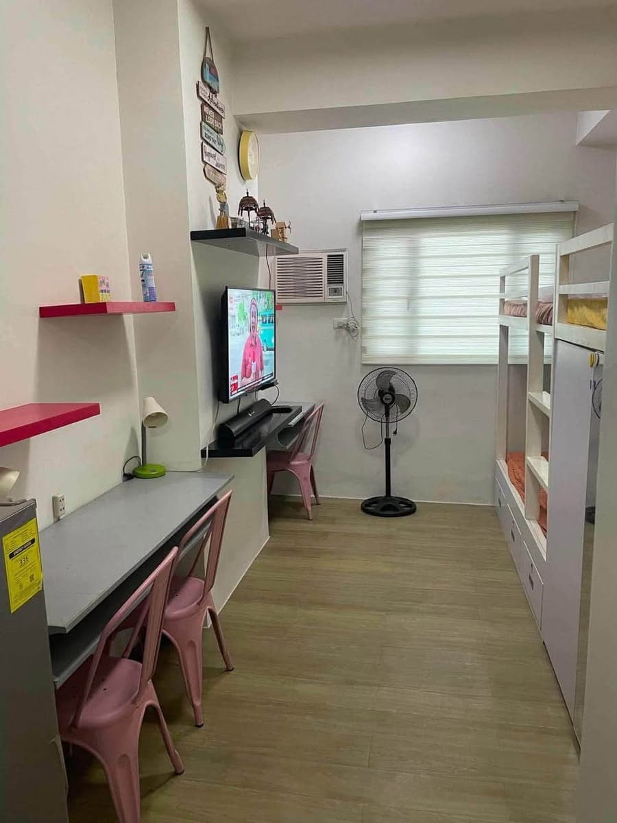 FOR RENT: ₱21,000/month. - Inclusive condo dues - photo 1