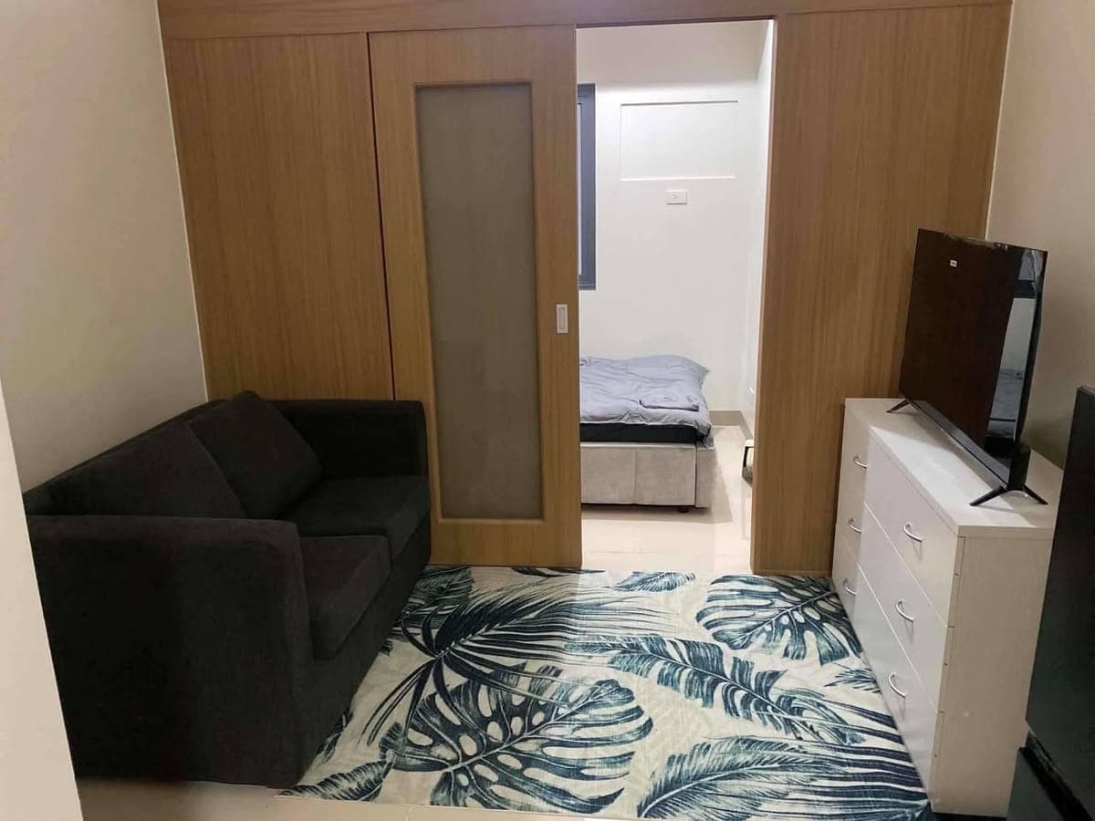 πFOR RENT 1BR FULLY FURNISHED UNIT. - photo 1