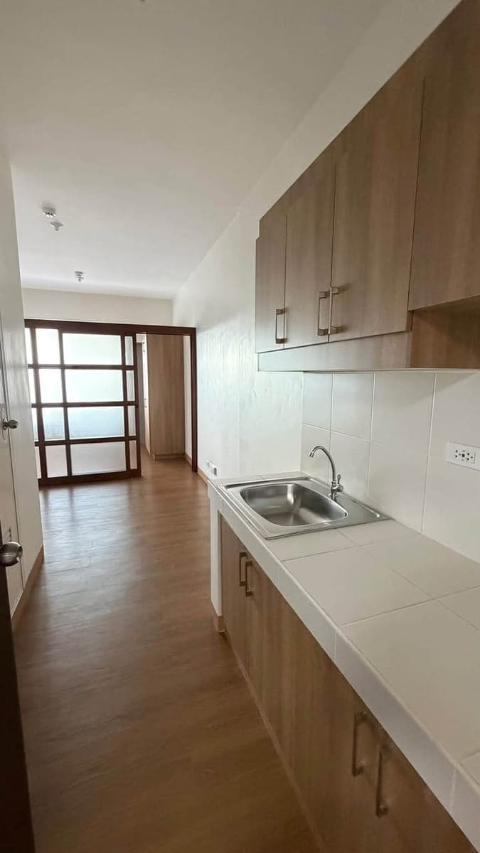 โ ๏ธ ONLY 2 STUDIO UNITS LEFT โ ๏ธ - photo 1