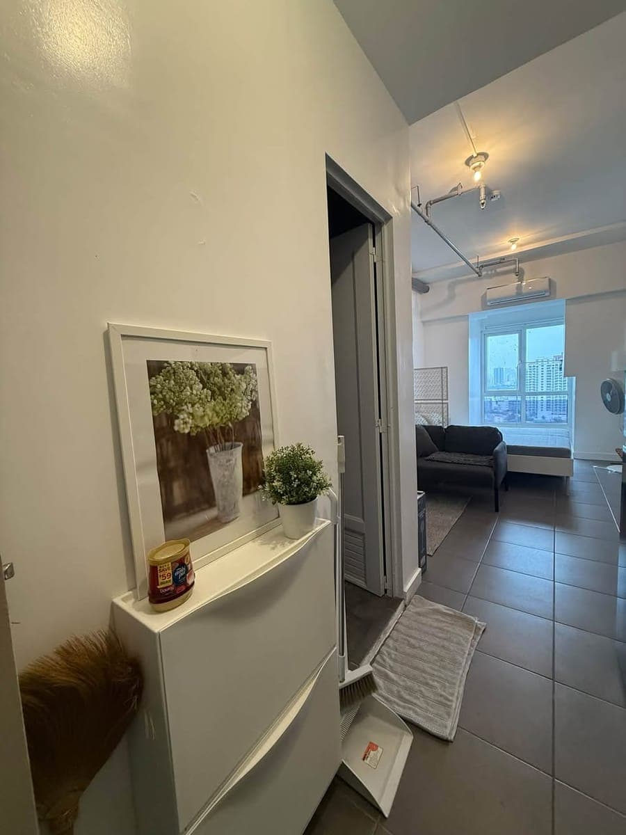 OPEN FOR SUBLEASE | Studio โ โฑ18,000 FIXED - photo 1