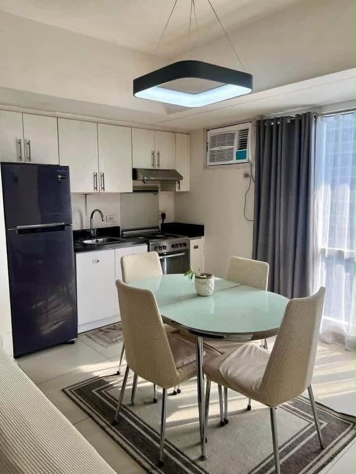 Unit for rent in The Lerato, Makati - photo 1