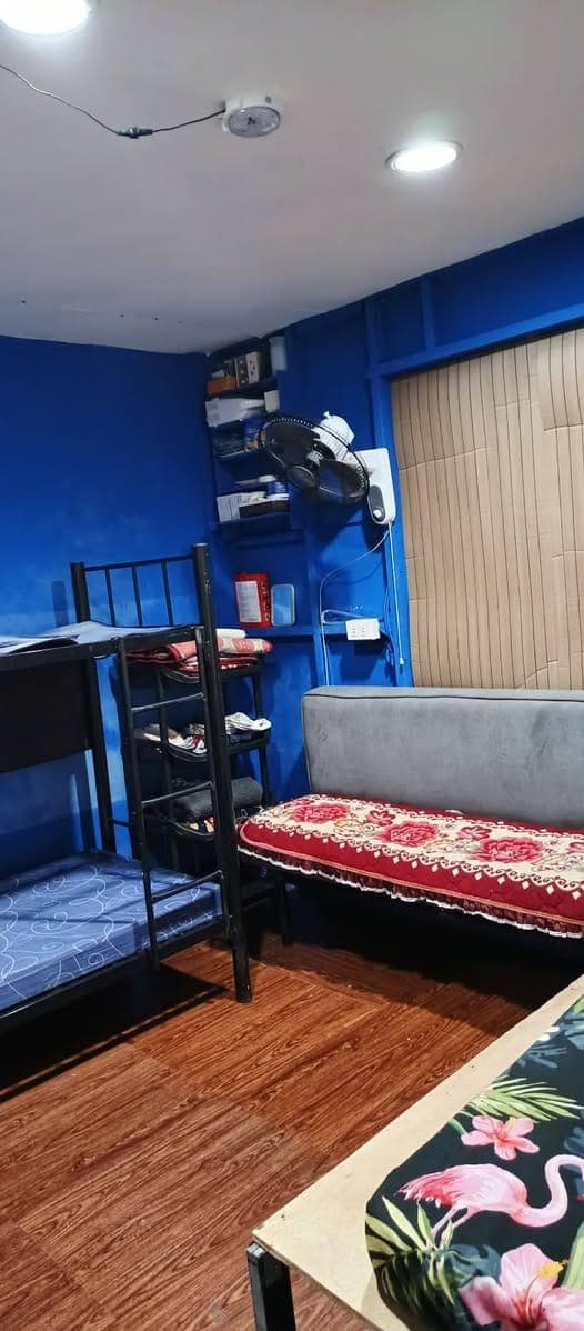 BEDSPACE AVAILABLE!!! - photo 1