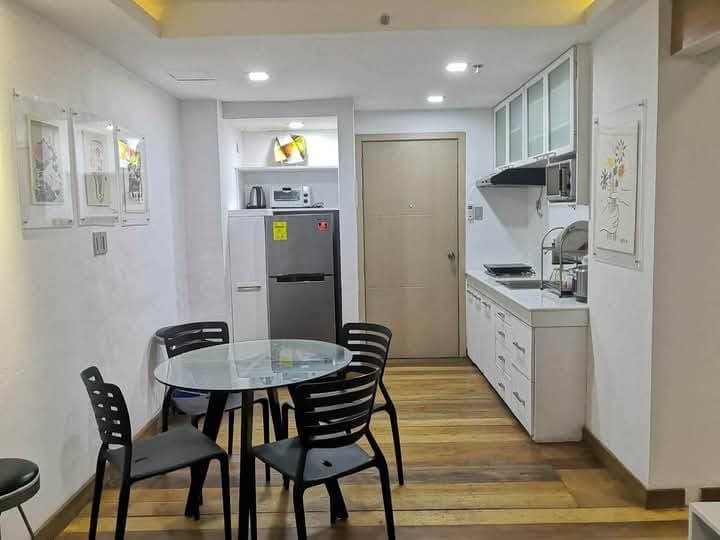 FOR RENT | SPACIOUS 1 BEDROOM | 40sqm - photo 1