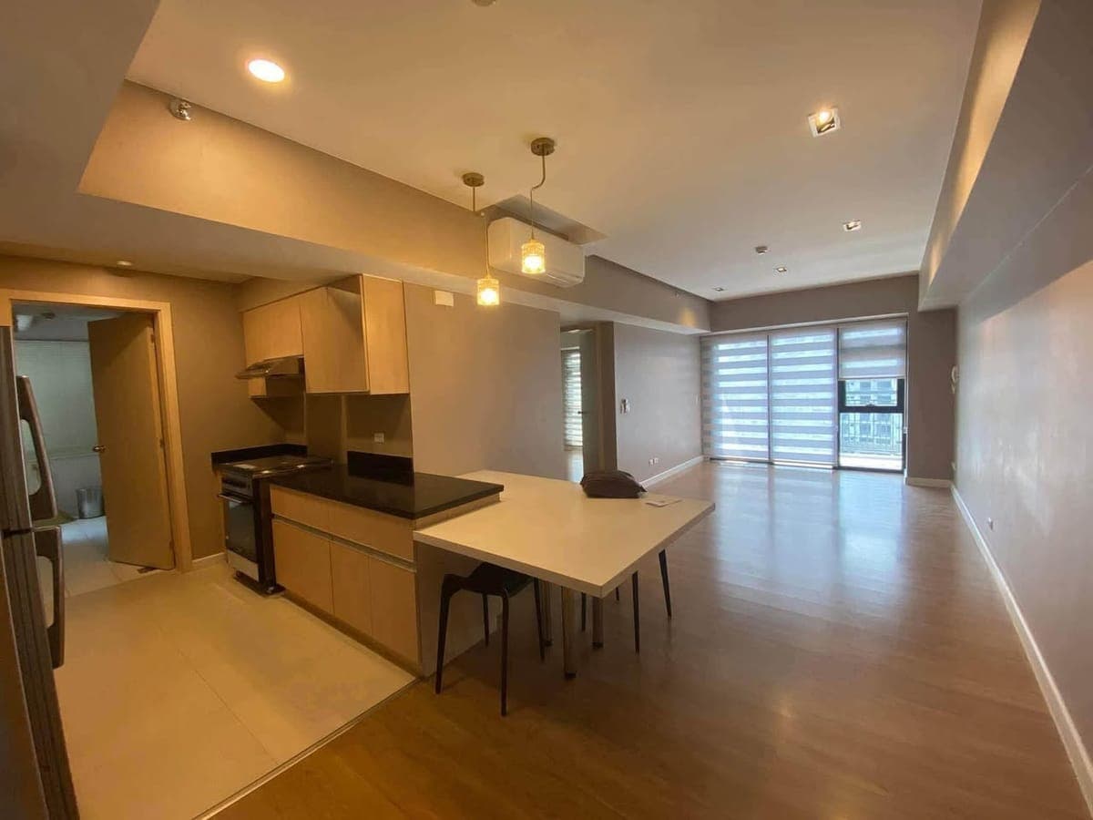*mFOR LEASE | HIGH PARK TOWER 1 | 2BR UNIT 93SQM | Semi - Furnhised - photo 1
