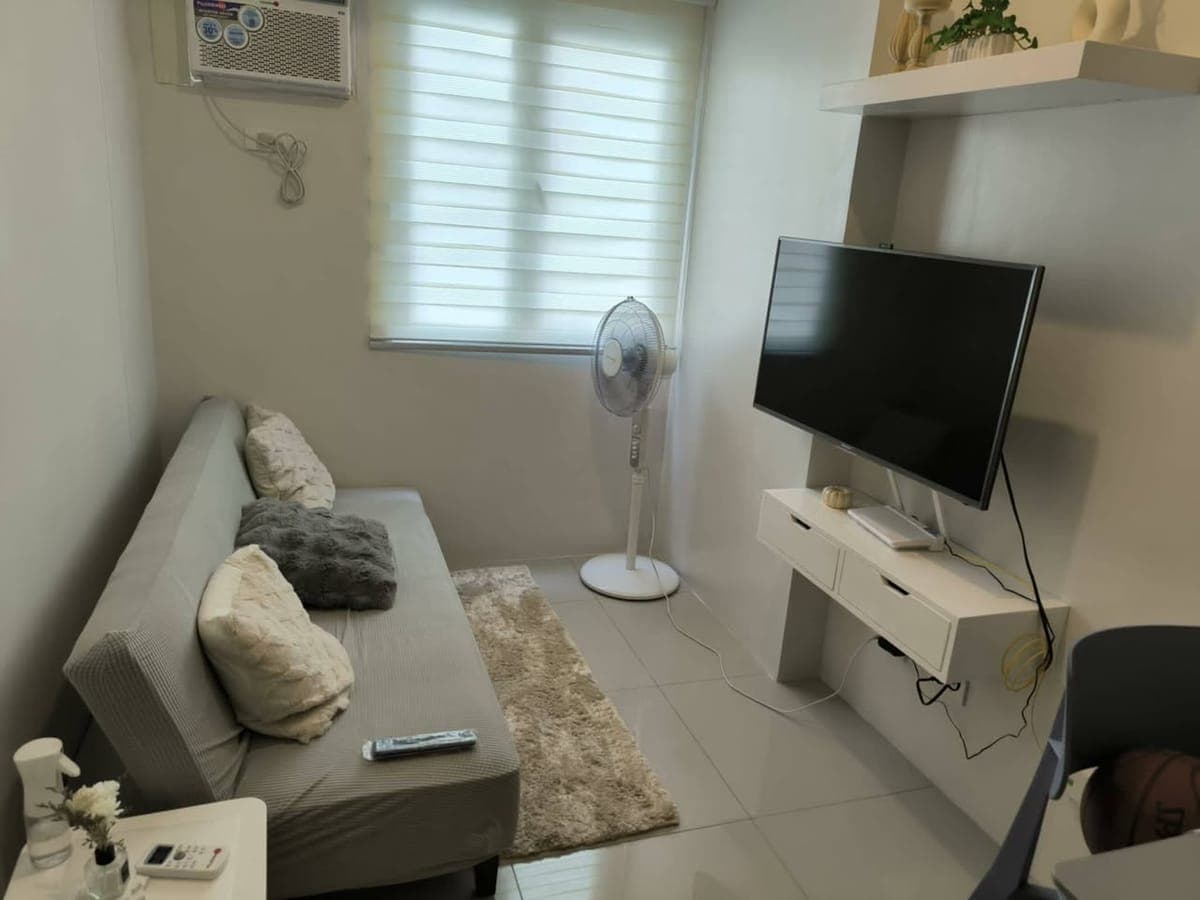 Vines Residences for Lease - photo 1