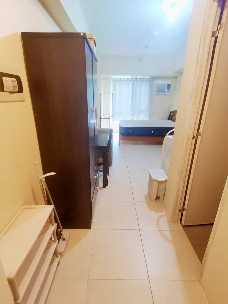 📣 For Rent! 18K Studio unit - photo 1